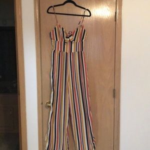 ✨✨Xhilaration Striped Jumpsuit ✨✨